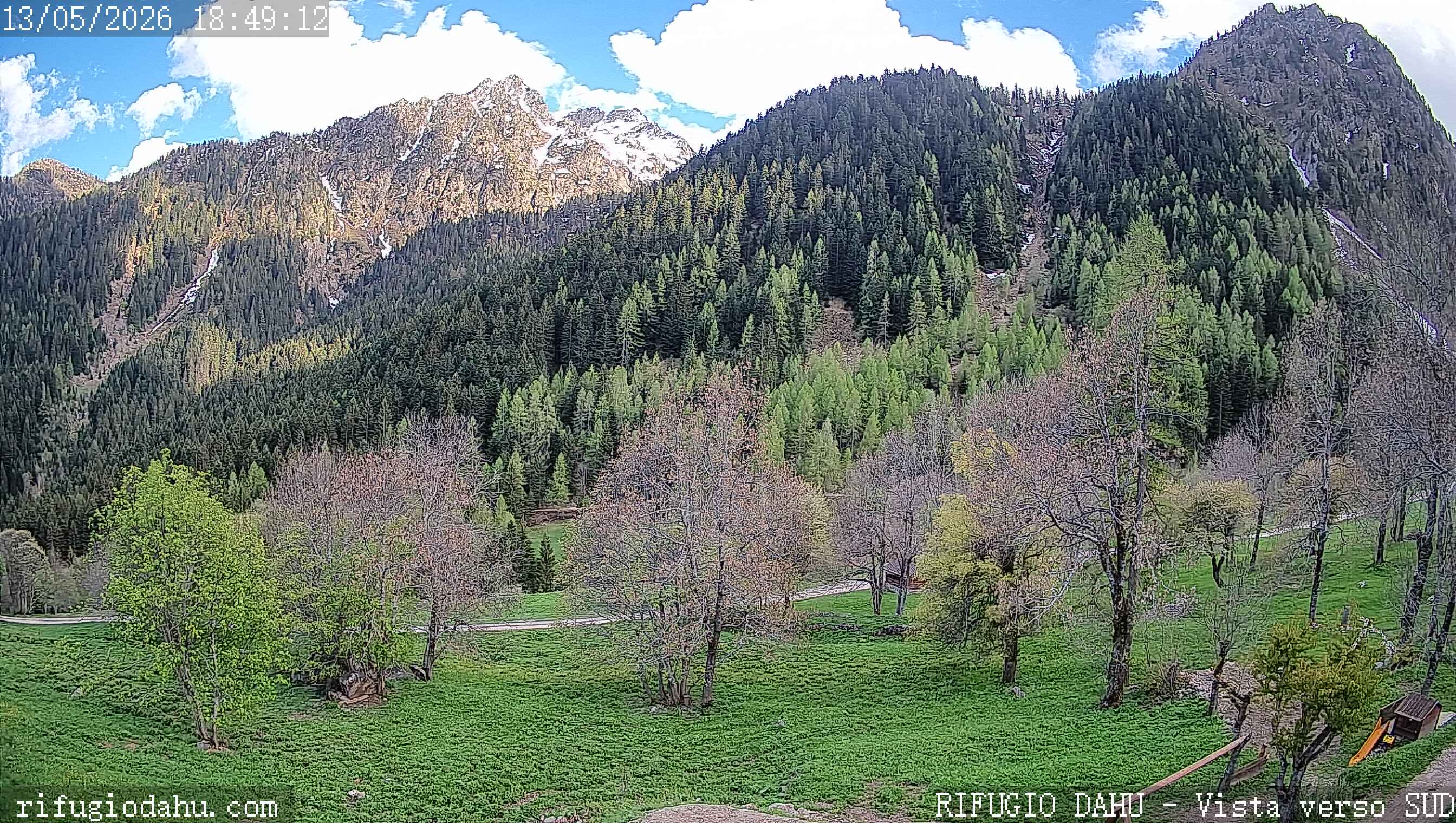 immagine della webcam nei dintorni di Castelmagno: webcam Bagni di Vinadio