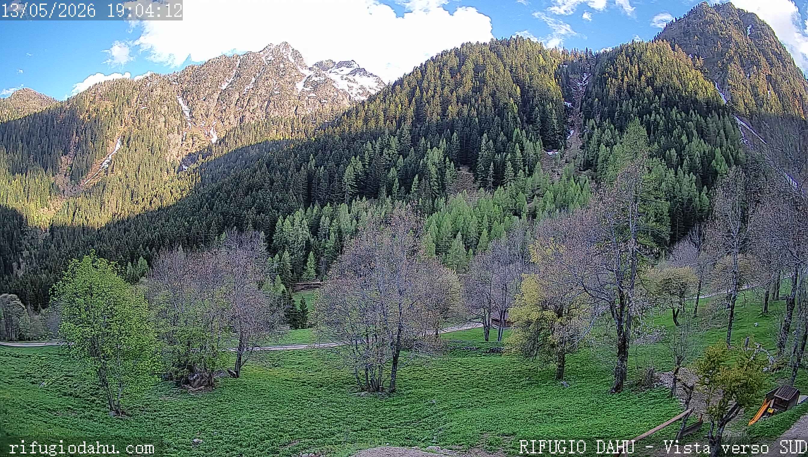 immagine della webcam nei dintorni di Castelmagno: webcam Bagni di Vinadio