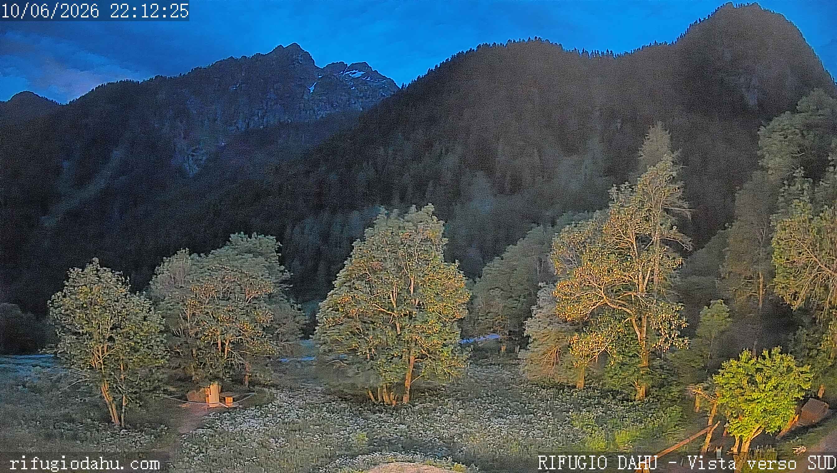 immagine della webcam nei dintorni di Pradleves: webcam Bagni di Vinadio