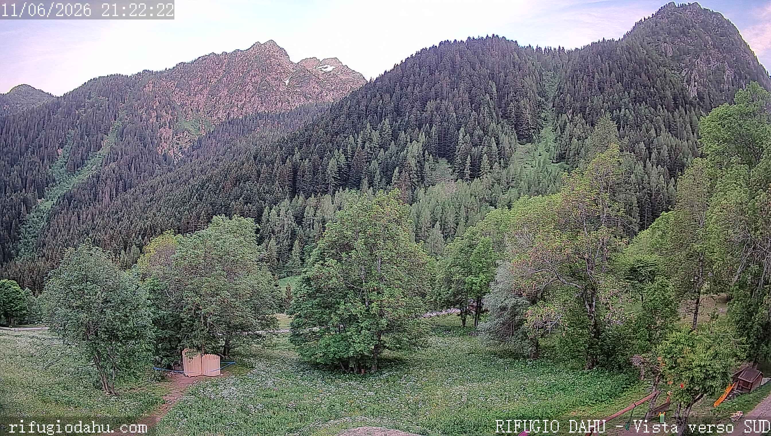 immagine della webcam nei dintorni di Vinadio: webcam Bagni di Vinadio
