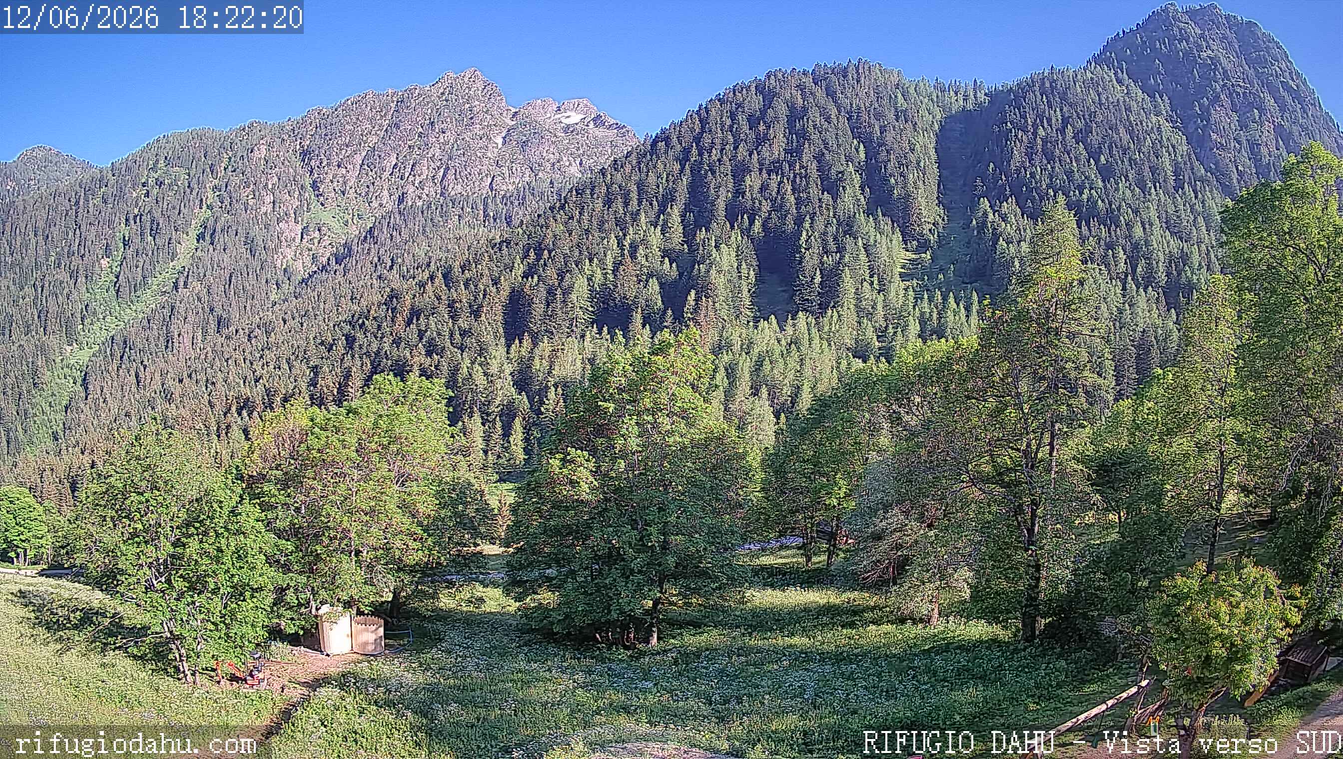 immagine della webcam nei dintorni di Acceglio: webcam Bagni di Vinadio