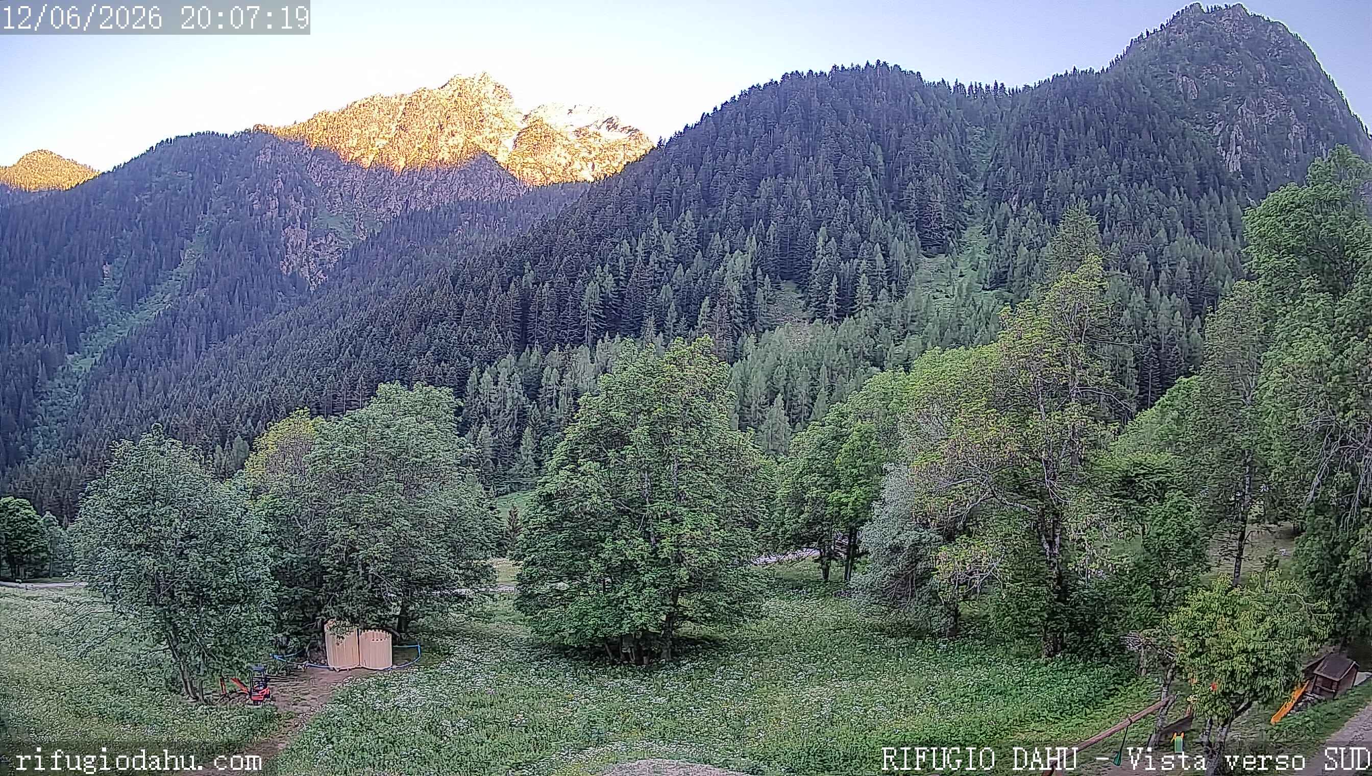 immagine della webcam nei dintorni di Entracque: webcam Bagni di Vinadio
