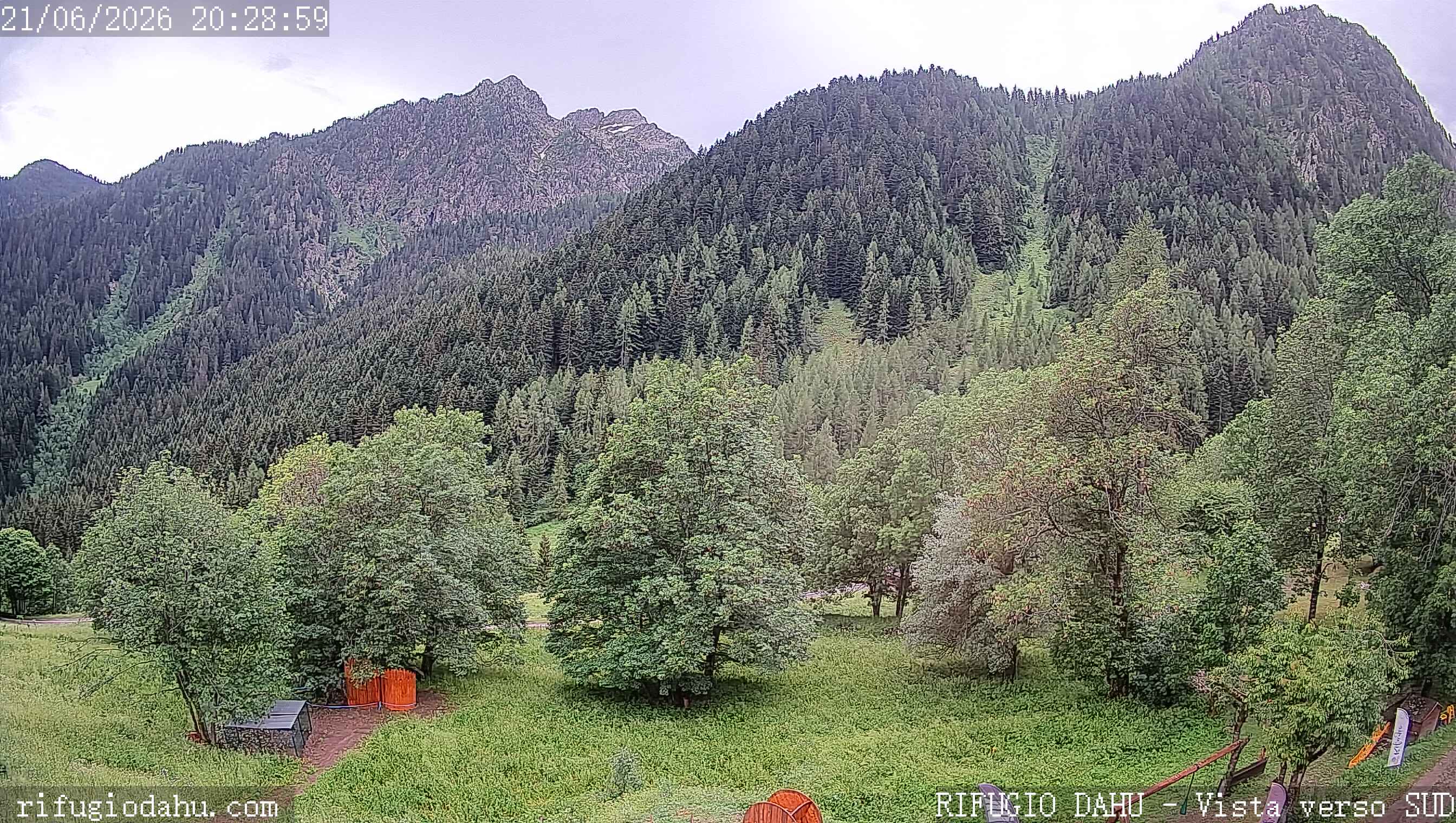 immagine della webcam nei dintorni di Vinadio: webcam Bagni di Vinadio